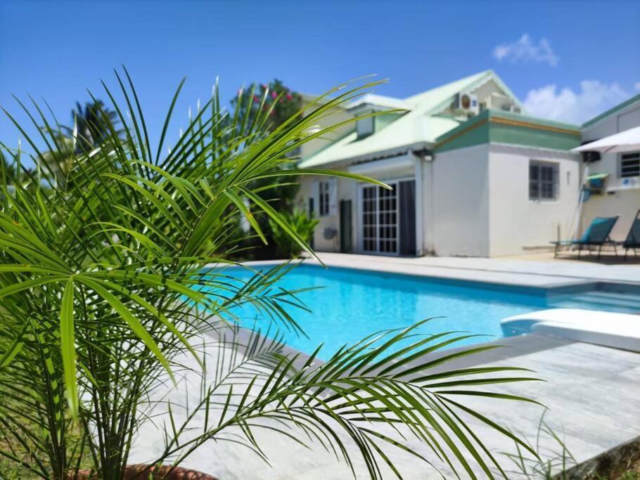 Villa Oneway, Piscine Privee, Classee 3 Etoiles Sainte-Rose Exterior photo